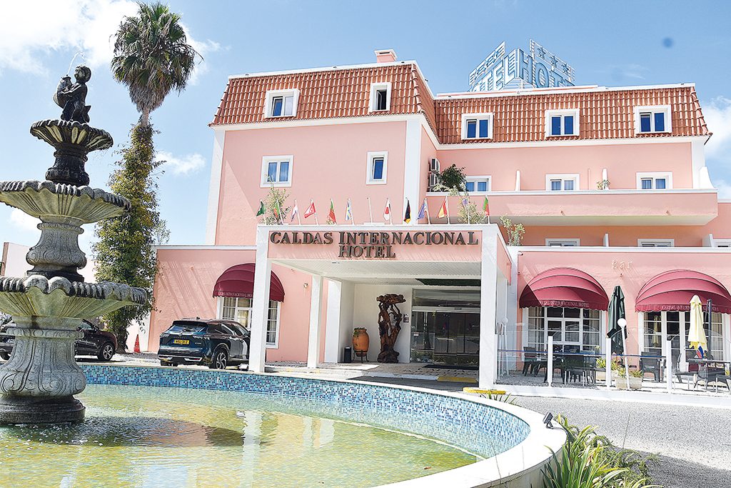 Remodelação de 5 milhões moderniza Caldas Internacional Hotel