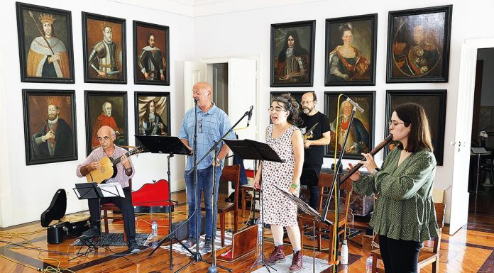 Jogralesca gravou canções da Rainha