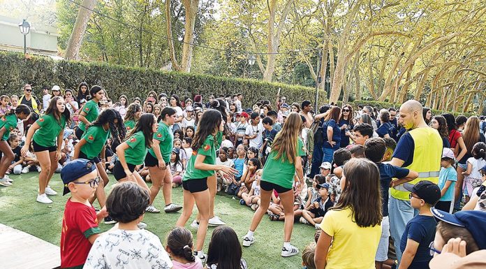 Mais de 2500 alunos “caminharam juntos” pela cidade
