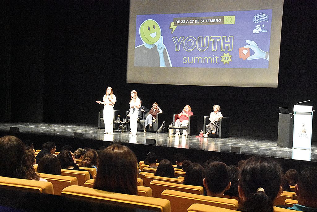 Hoje caminha-se pela paz nas ruas  da cidade das Caldas