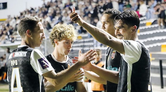 Caldas cumpre em rotatividade