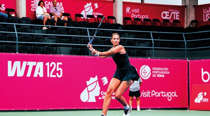 Campeã em título cai com estrondo na primeira ronda