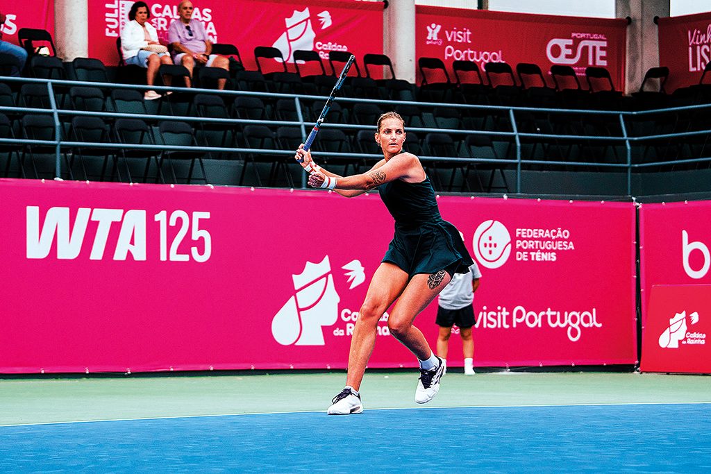 Campeã em título cai com estrondo na primeira ronda