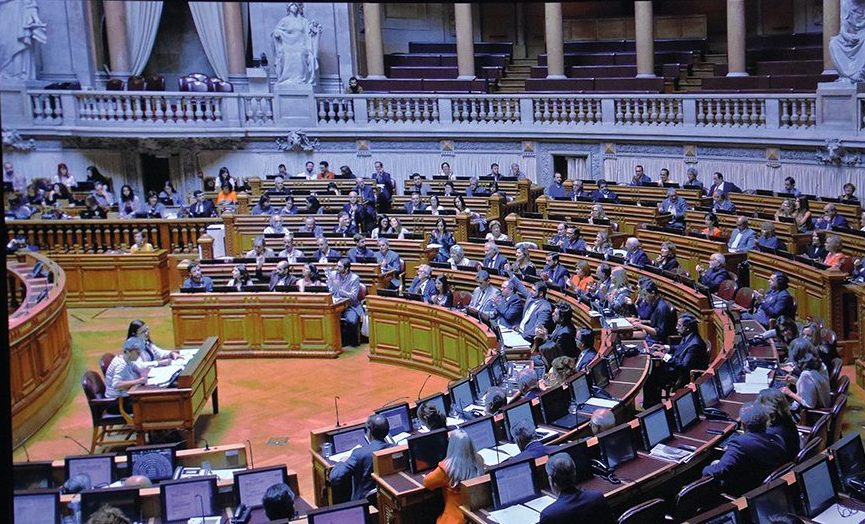 Caldense debateu o Parlamento no CCC com perto de 400 pessoas