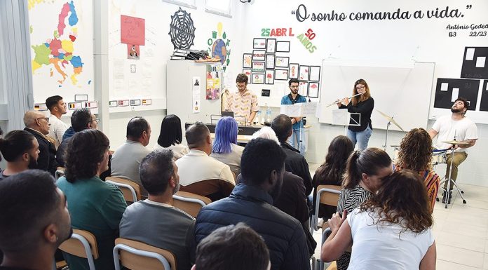 Reclusos assistiram a concerto de jazz no Estabelecimento Prisional