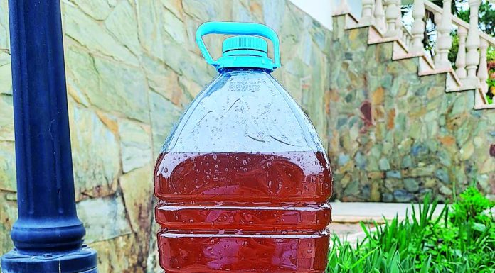 População alerta para “água castanha” e com resíduos em Salir