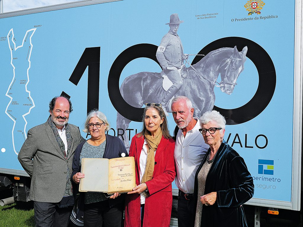A Volta a Portugal a Cavalo contada num livro com cem anos