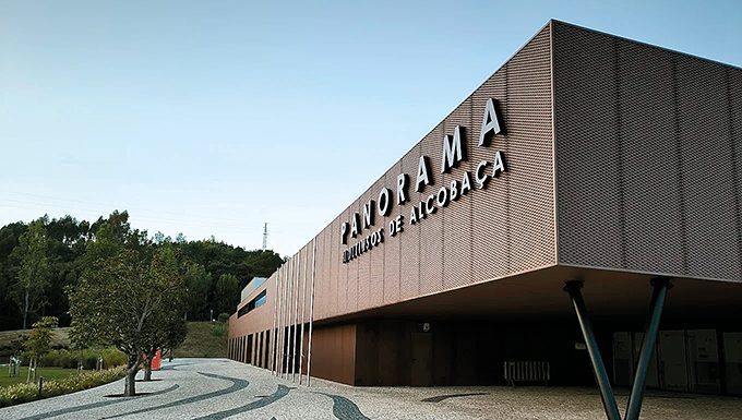 Alcobaça vai transformar-se na capital do humor