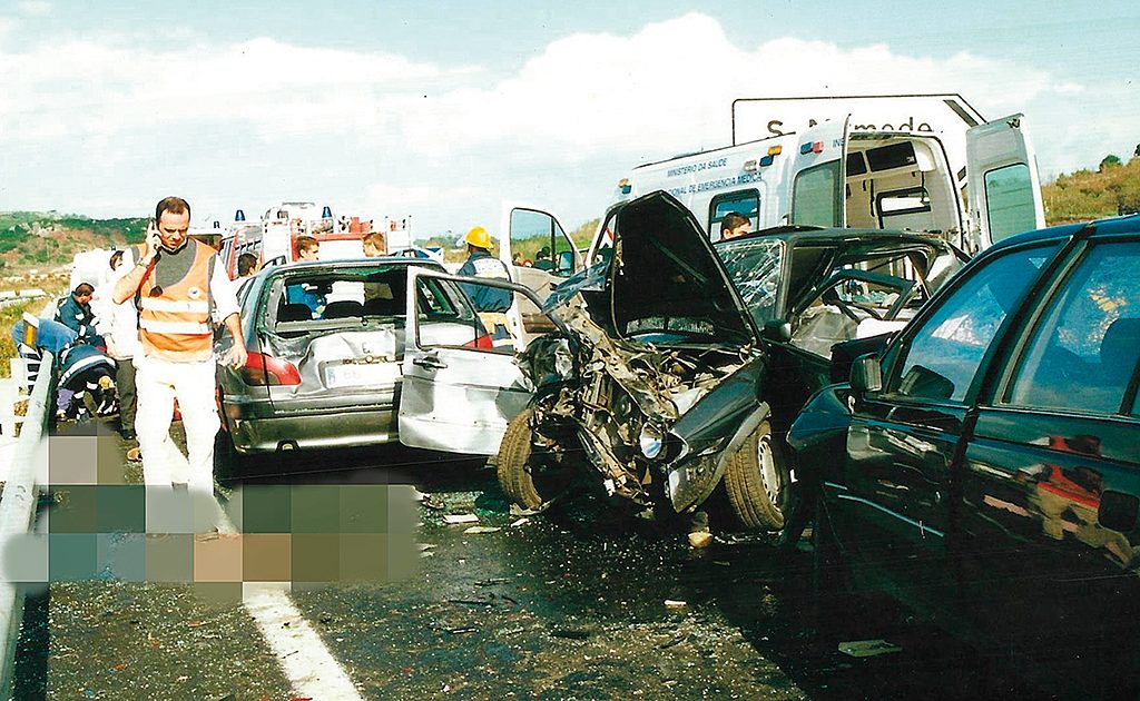 Tragédia na A8 que fez três mortos ocorreu há 25 anos