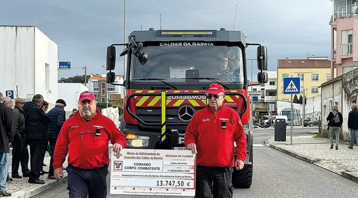 Cortejo de oferendas voltou a bater recordes 1 bombeiros