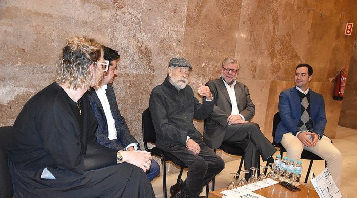 Livro póstumo de João B. Serra sobre Gárgulas foi lançado na Torre do Tombo