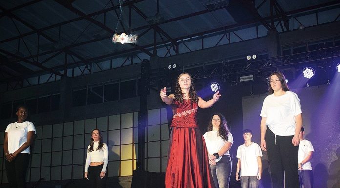 Festa da ETEO foi patrocinada pela rainha D. Leonor “influencer”