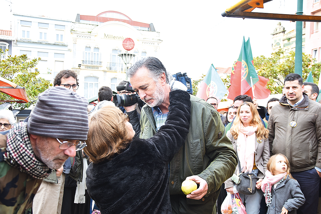 “A campanha não é só convencer a votar, é conhecer os problemas”