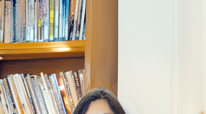 Autora libanesa escreve livros infanto-juvenis em inglês