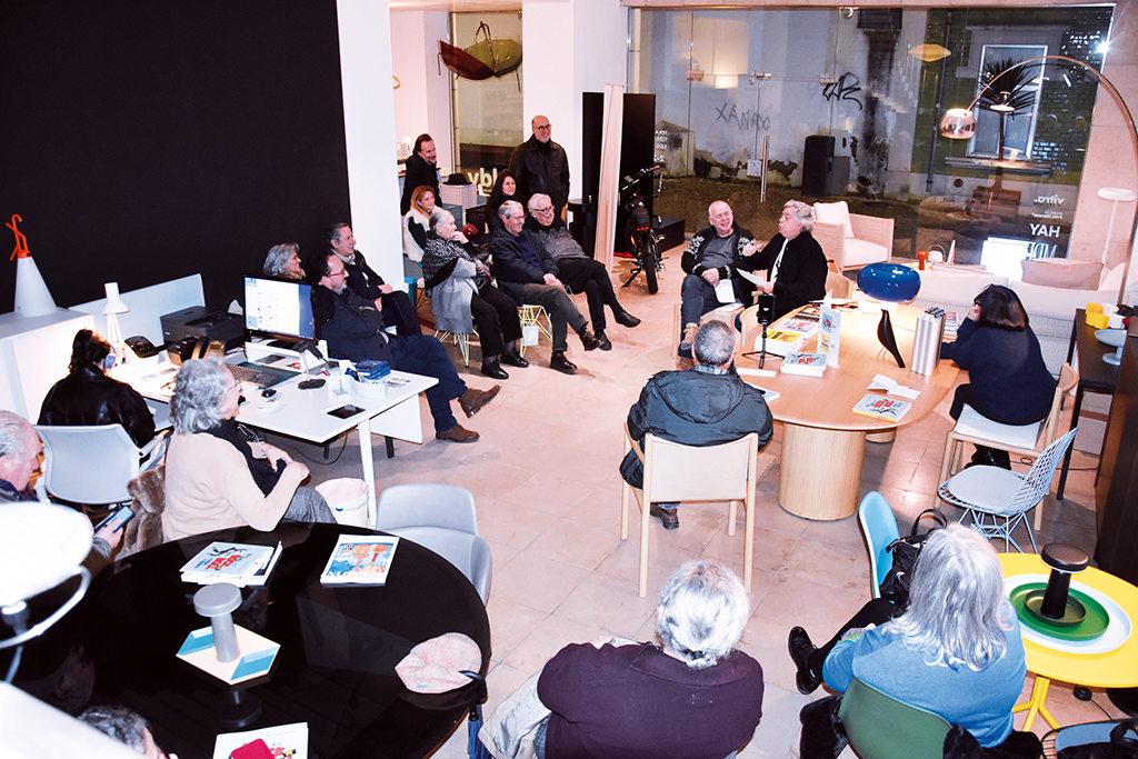 Abel Soares Rosa apresentou livro sobre filmes e rock