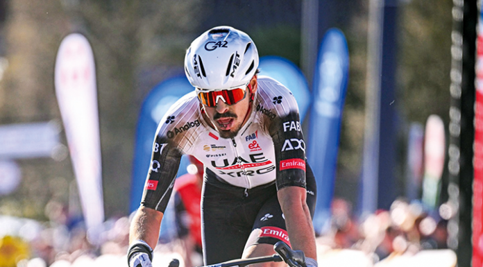 António Morgado começa época com dois oitavos