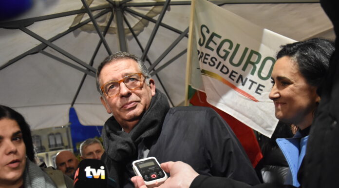 Projeções dão António Jose Seguro na segunda volta