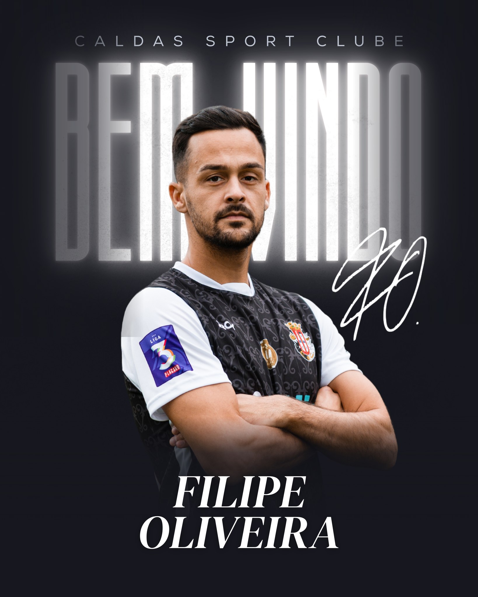 Caldas assegura Filipe Oliveira para o meio-campo