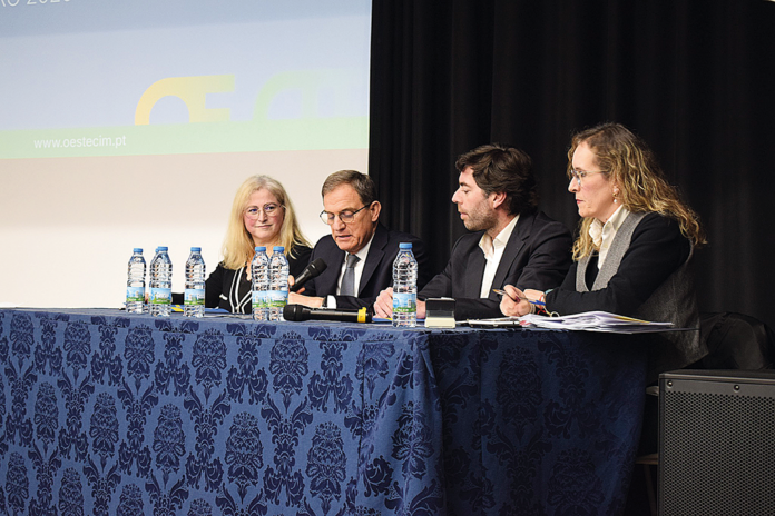 mesa assembleia intermunicipal