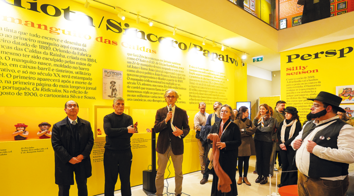 Mostra de Zé Povinho com peças caldenses