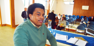 Roberto Saraiva apresentou livro na Biblioteca