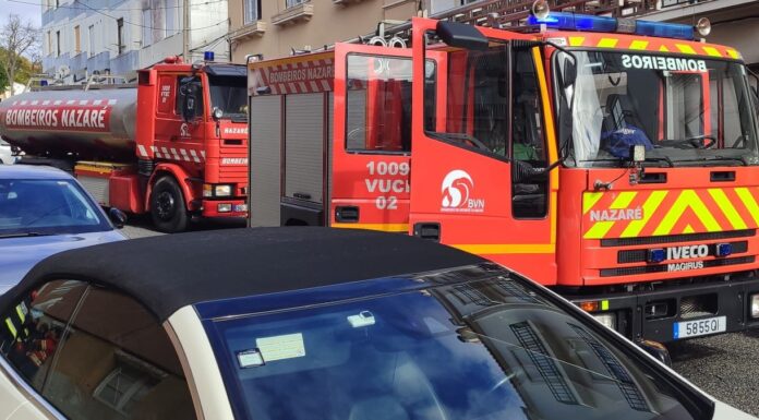 Incêndio urbano causa uma desalojada na Nazaré