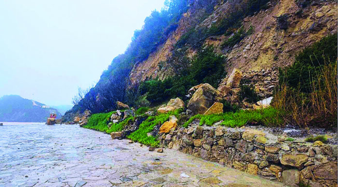 Cais de São Martinho parcialmente interditado