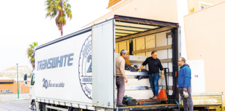 Empresas caldenses doam equipamento a vítimas da intempérie