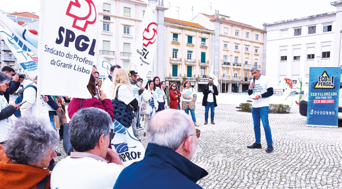 Professores percorrem país em defesa da escola pública