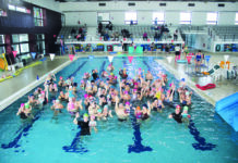 Pimpões organizou Festival Aquático