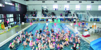 Pimpões organizou Festival Aquático