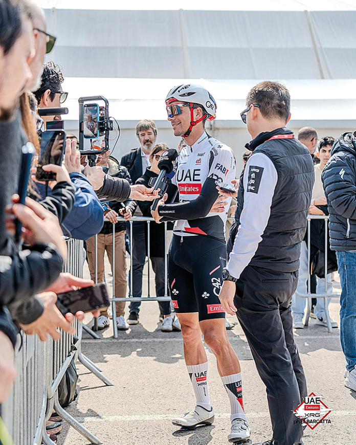 joao almeida volta catalunha 2026 uae team emirates xrg sprint (1)