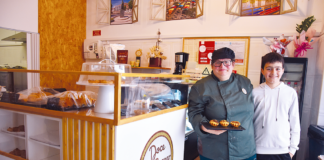 Abriu uma nova pastelaria na Cova da Onça