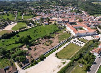 Obras no Jardim do Obelisco já arrancaram em Alcobaça
