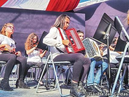 Academia de Música de Óbidos deu concerto entre muralhas Gazeta das Caldas
