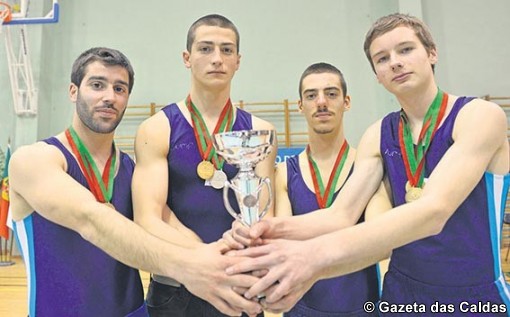 Acrotramp Clube das Caldas é Campeão Nacional de Tumbling seniores equipas e individual notícias das Caldas