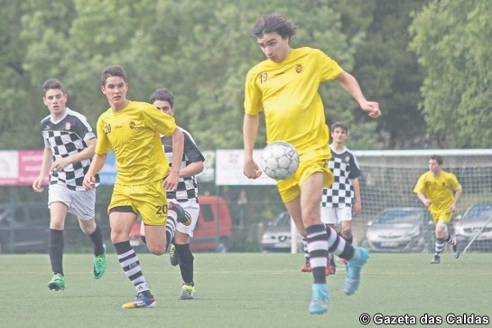 Reviravolta ao cair do pano