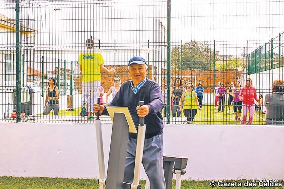 Gaeiras inaugura parque fitness para a população