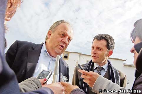 Ministro da Cultura disponível para apoiar projectos de Óbidos Vila Literária Gazeta das Caldas