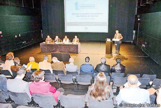 Augusto Mateus diz que competitividade das Caldas deve assentar no termalismo e no turismo