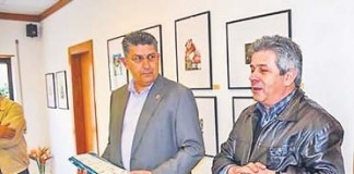 Cartoons de António na Lourinhã