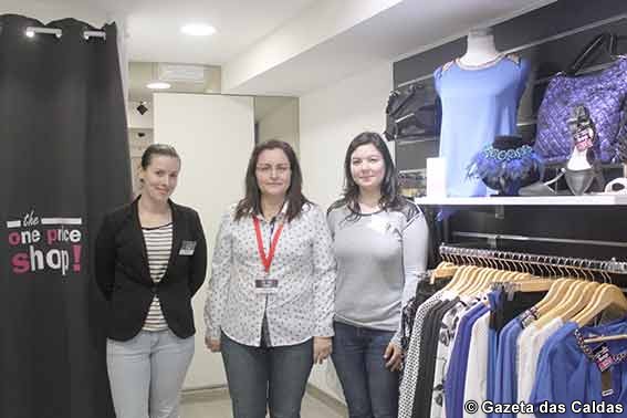 One Price Shop: roupa e acessórios de senhora ao preço único de 12 euros