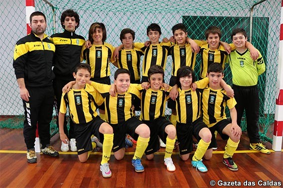 Casal Velho soma quatro vitórias em quatro jogos