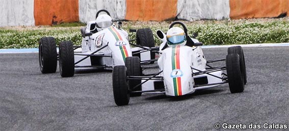 Pilotos Vasco e Vitor Sampaio no Autódromo do Estoril