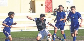 À terceira não foi de vez notícias das Caldas