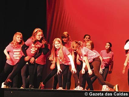 Pimpões reabre a sala de espectáculos para fazer a festa dos 78 anos Gazeta das Caldas